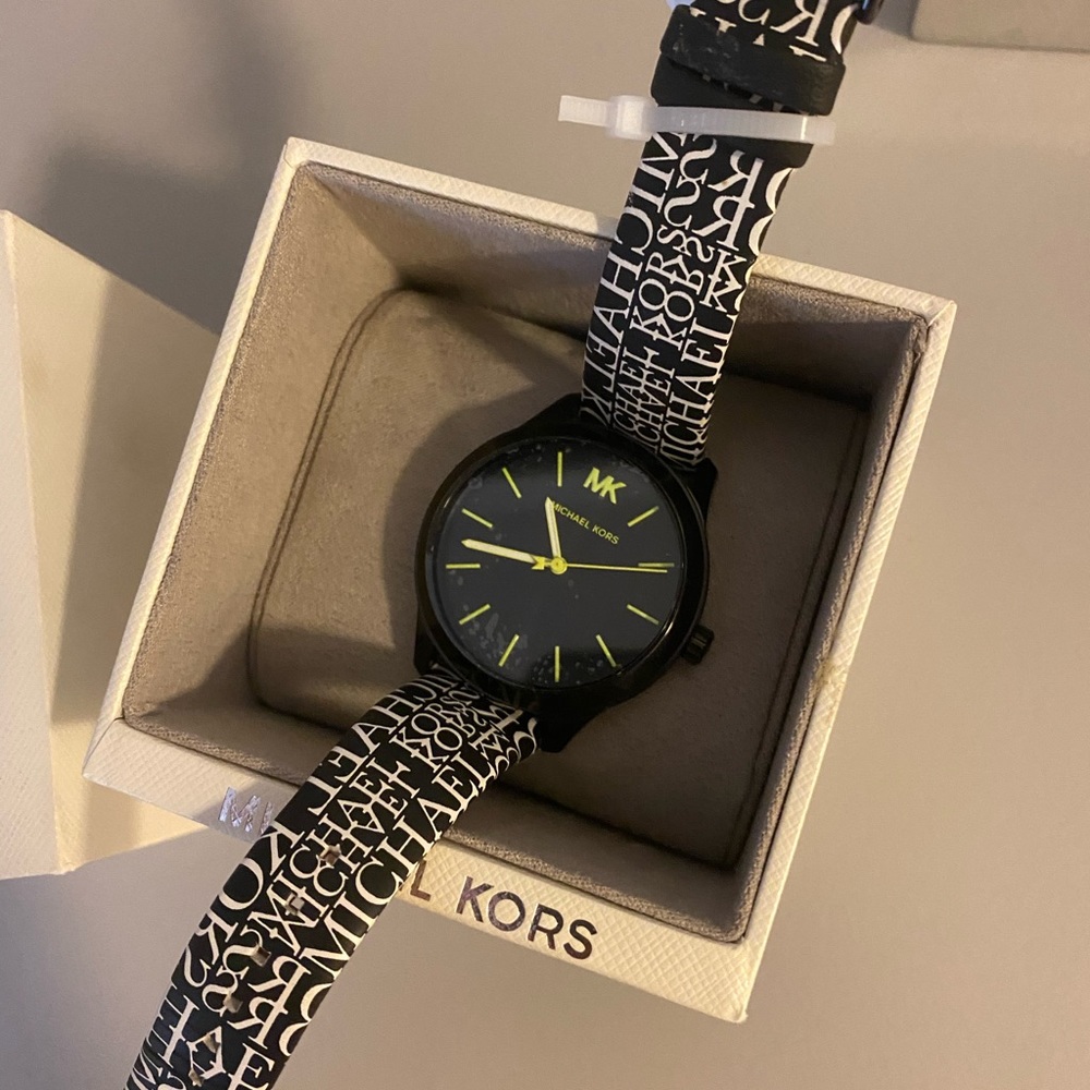 MK watch